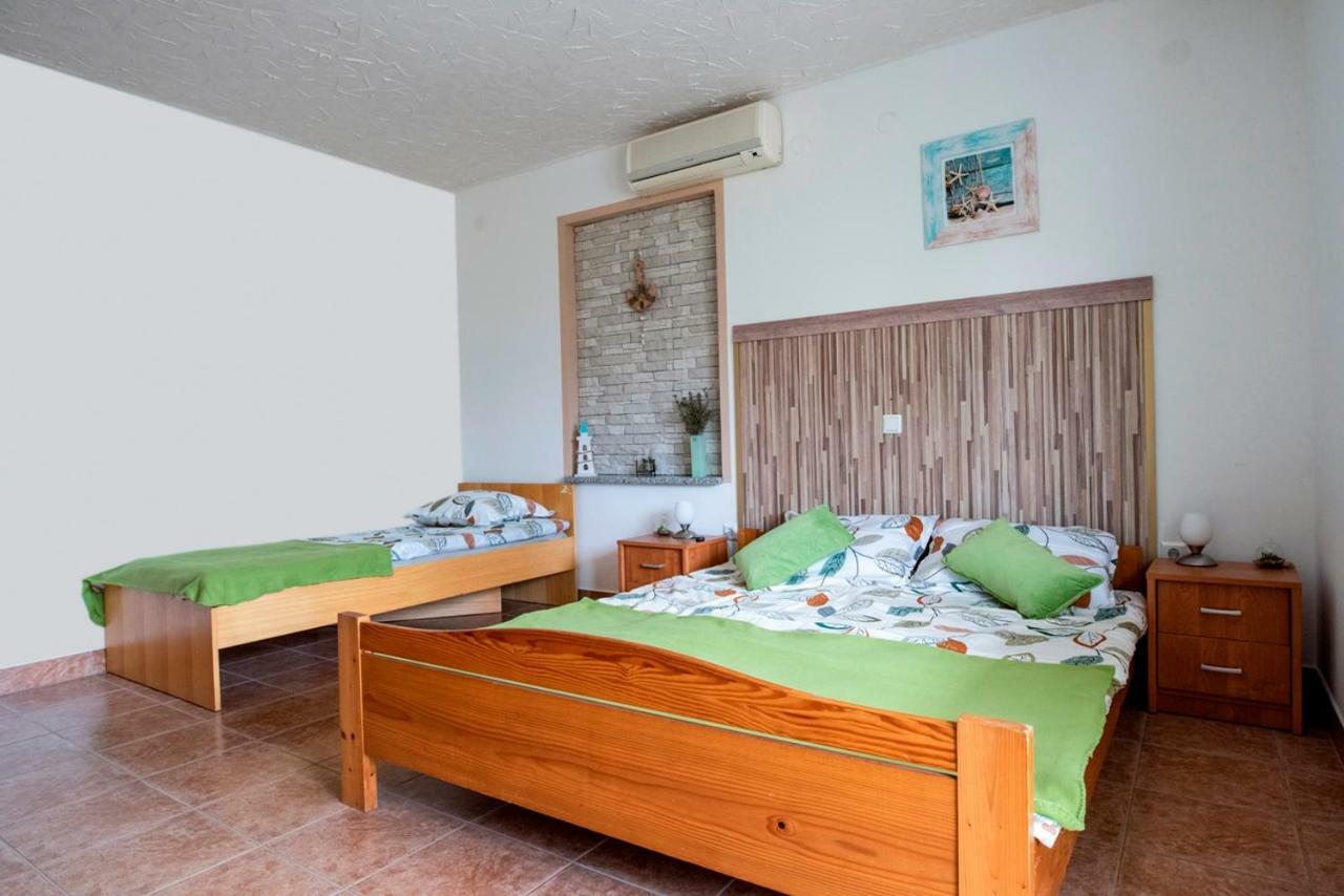 Lavanda Apartments&Studios Pinezići 외부 사진