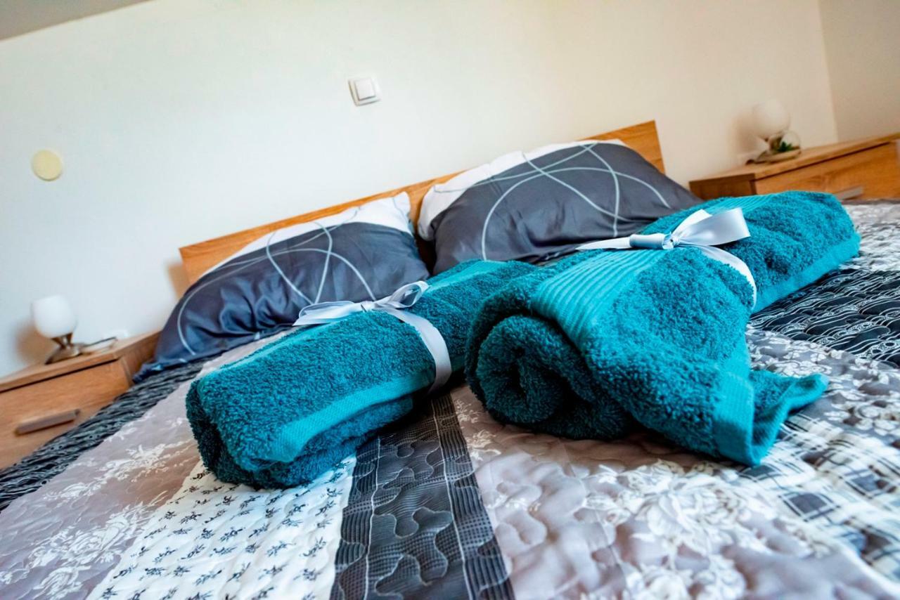 Lavanda Apartments&Studios Pinezići 외부 사진